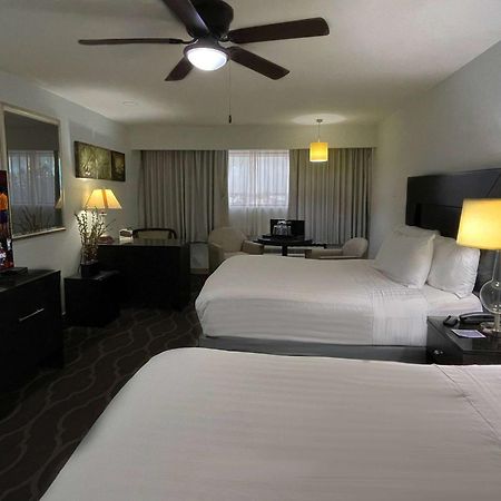 Wyndham Garden Los Mochis Plaza Inn Exterior photo